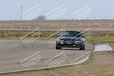 media/Jan-15-2023-CalClub SCCA (Sun) [[40bbac7715]]/Group 7/Qualifying (Sweeper)/